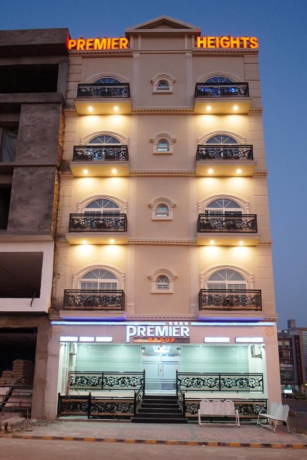 Premier Heights Jhelum Hotel ภายนอก รูปภาพ