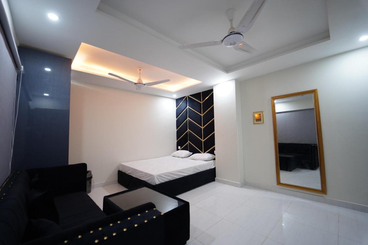 Premier Heights Jhelum Hotel ภายนอก รูปภาพ