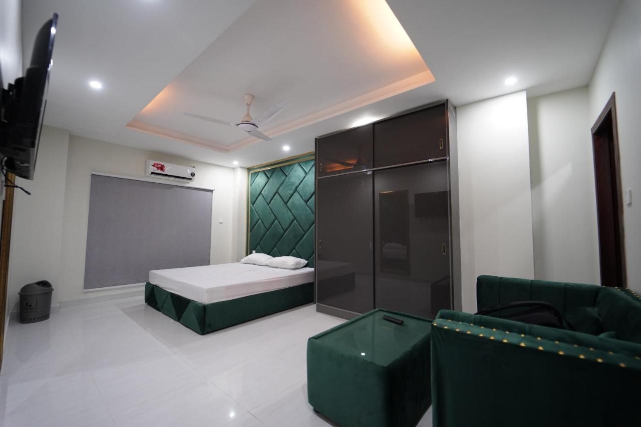 Premier Heights Jhelum Hotel ภายนอก รูปภาพ