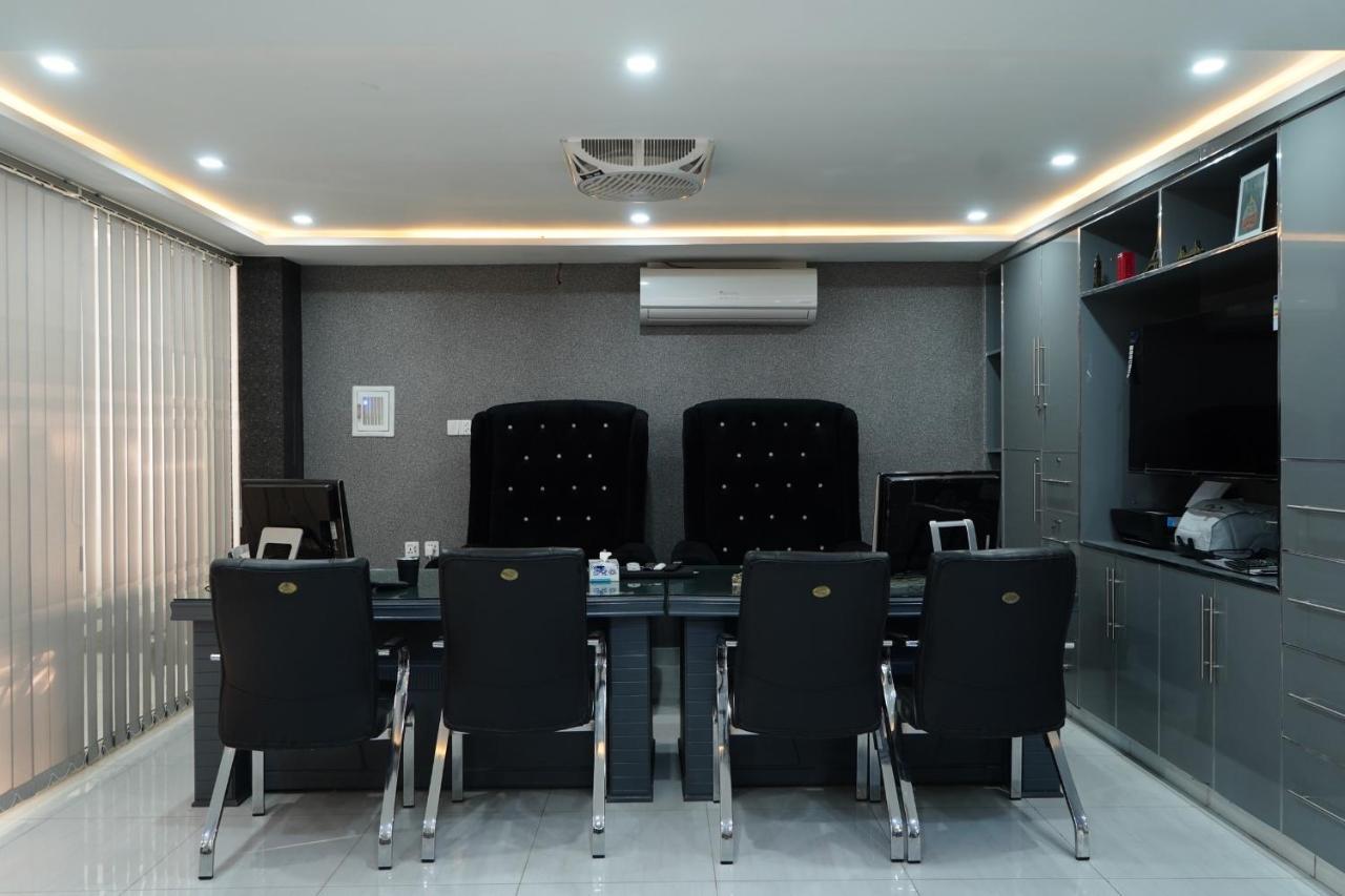 Premier Heights Jhelum Hotel ภายนอก รูปภาพ