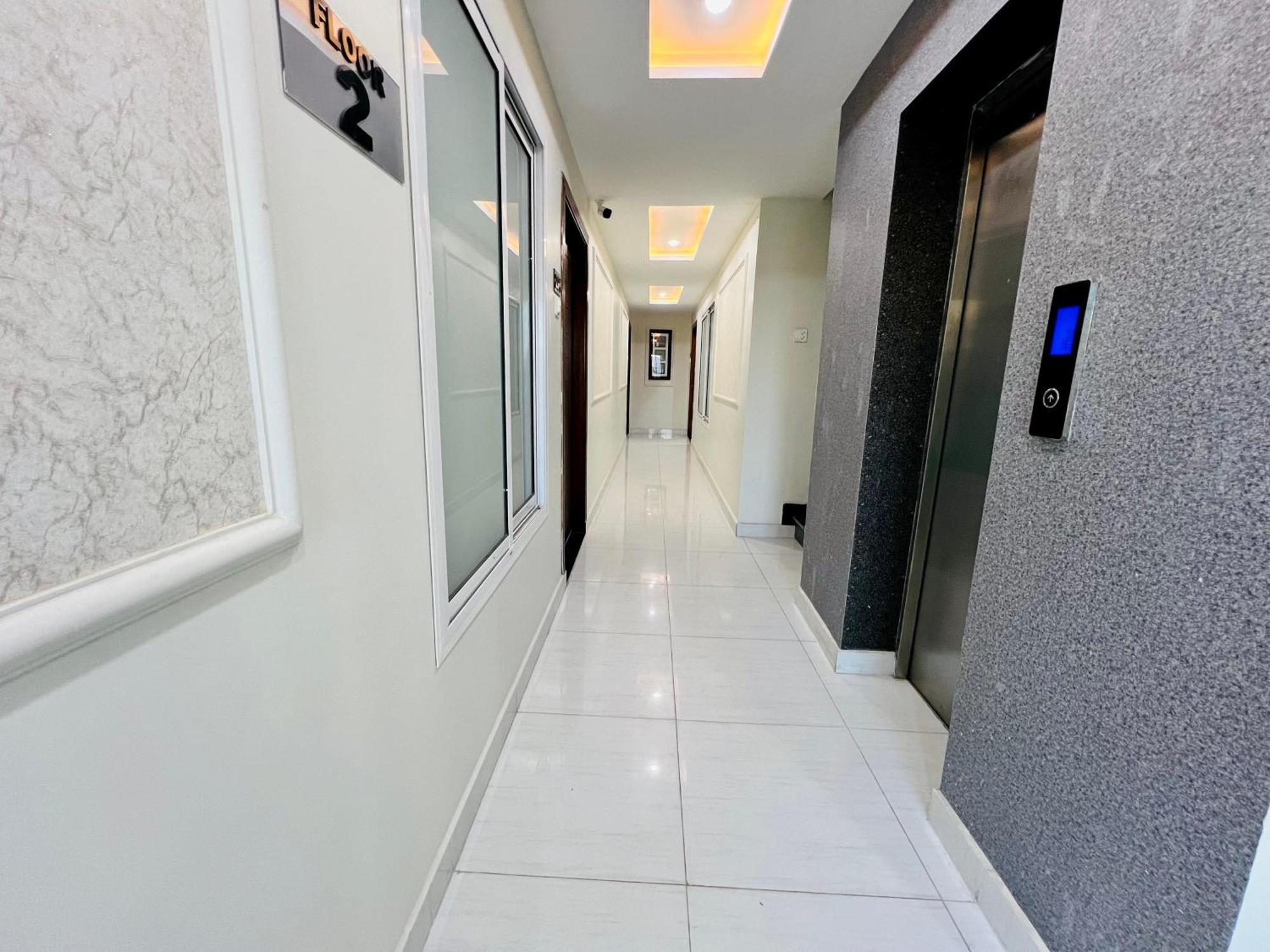 Premier Heights Jhelum Hotel ภายนอก รูปภาพ